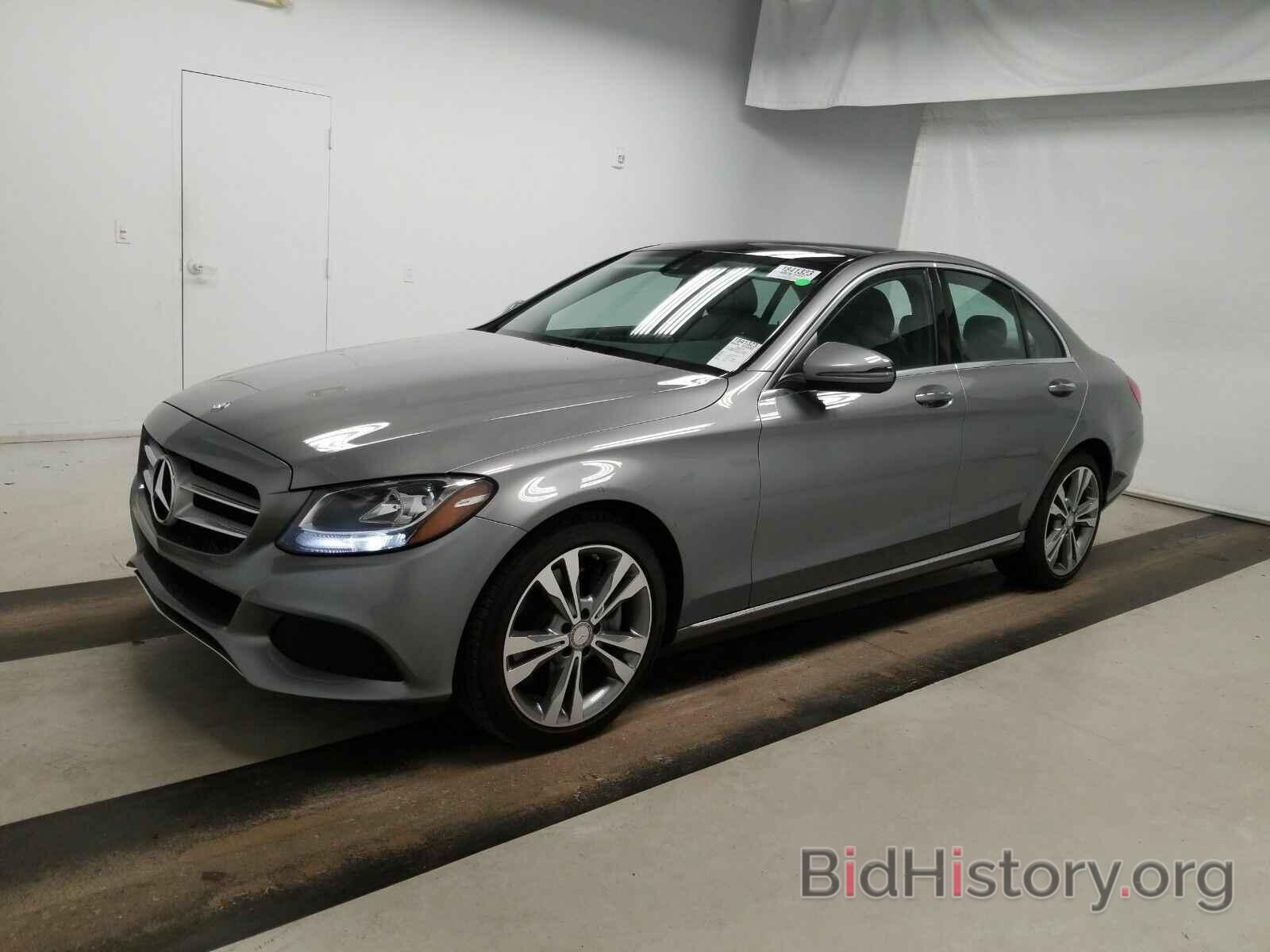 Photo 55SWF4JB4GU141762 - Mercedes-Benz C-Class 2016