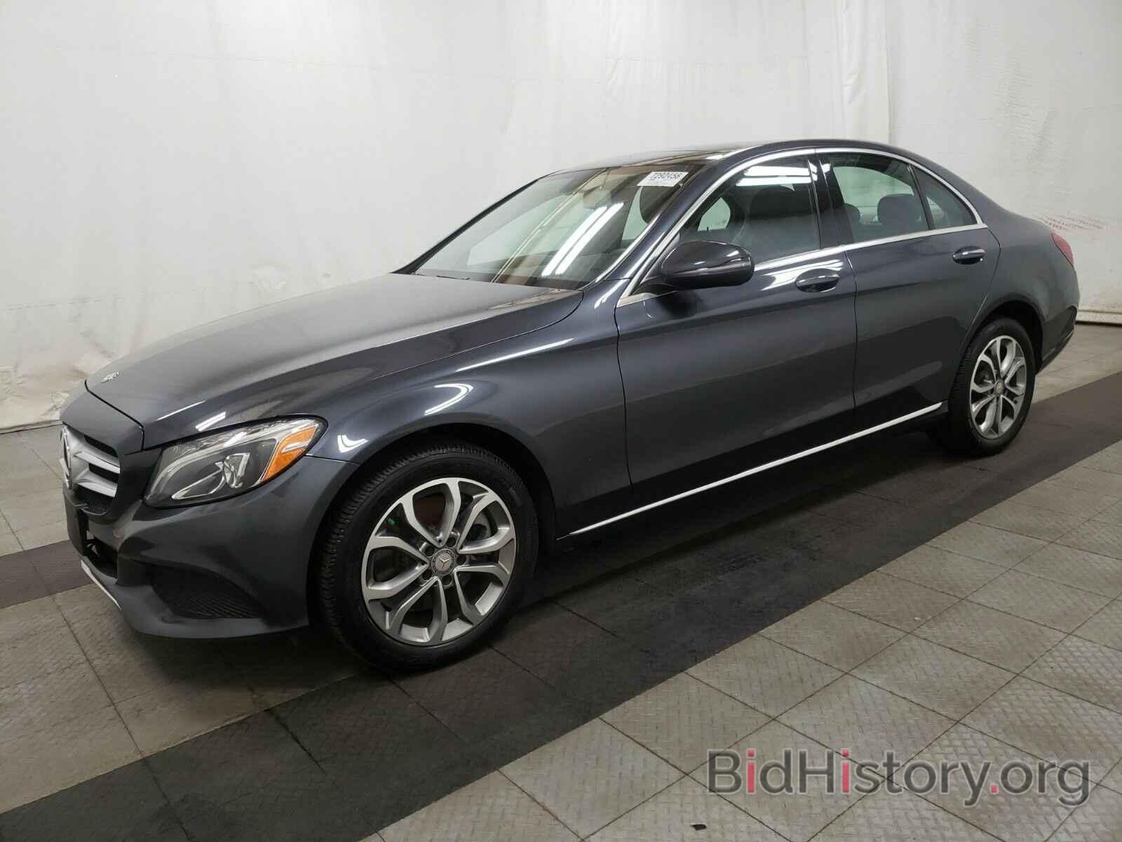 Photo 55SWF4KBXGU110689 - Mercedes-Benz C-Class 2016