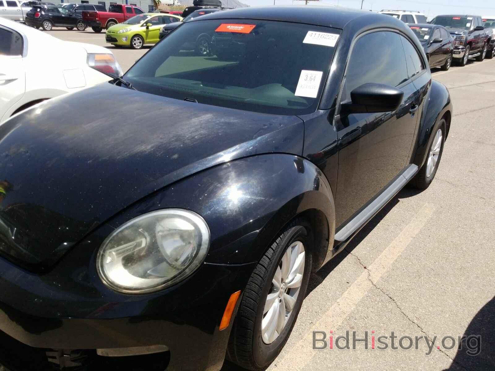 Photo 3VWFP7AT9EM625389 - Volkswagen Beetle Coupe 2014