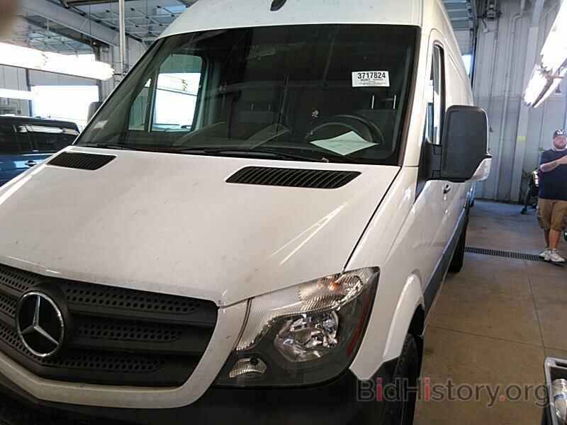 Photo WD3PE8CDXJP631029 - Mercedes-Benz Sprinter Cargo Van 2018