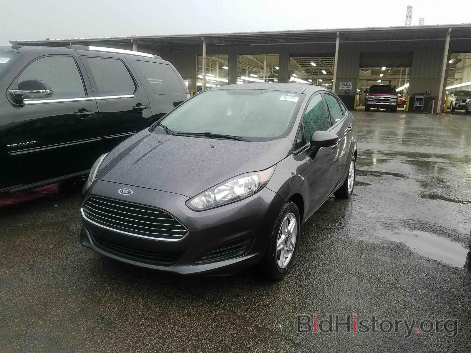 Photo 3FADP4BJ8KM111542 - Ford Fiesta 2019