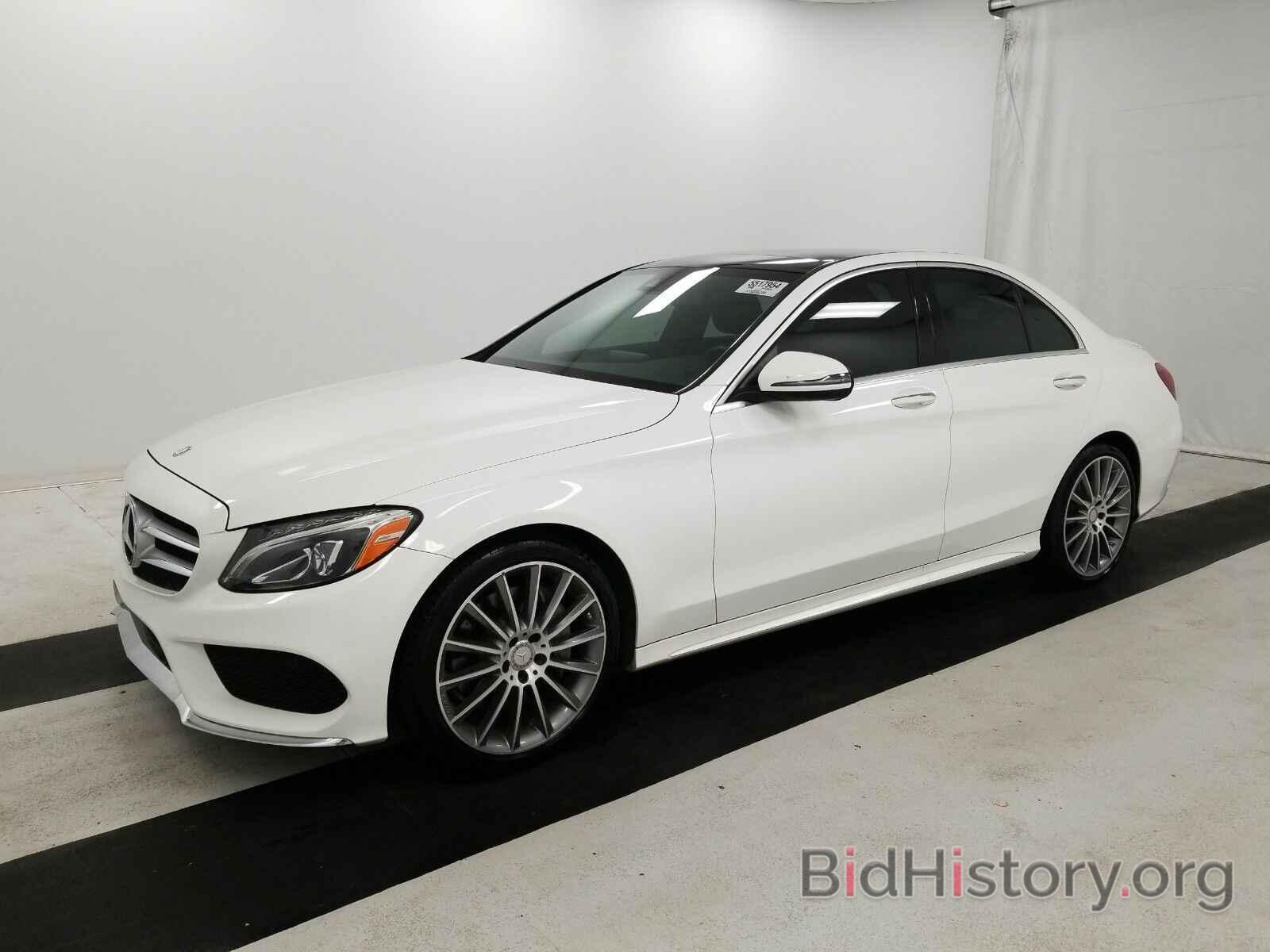 Photo 55SWF4JB7GU130139 - Mercedes-Benz C-Class 2016