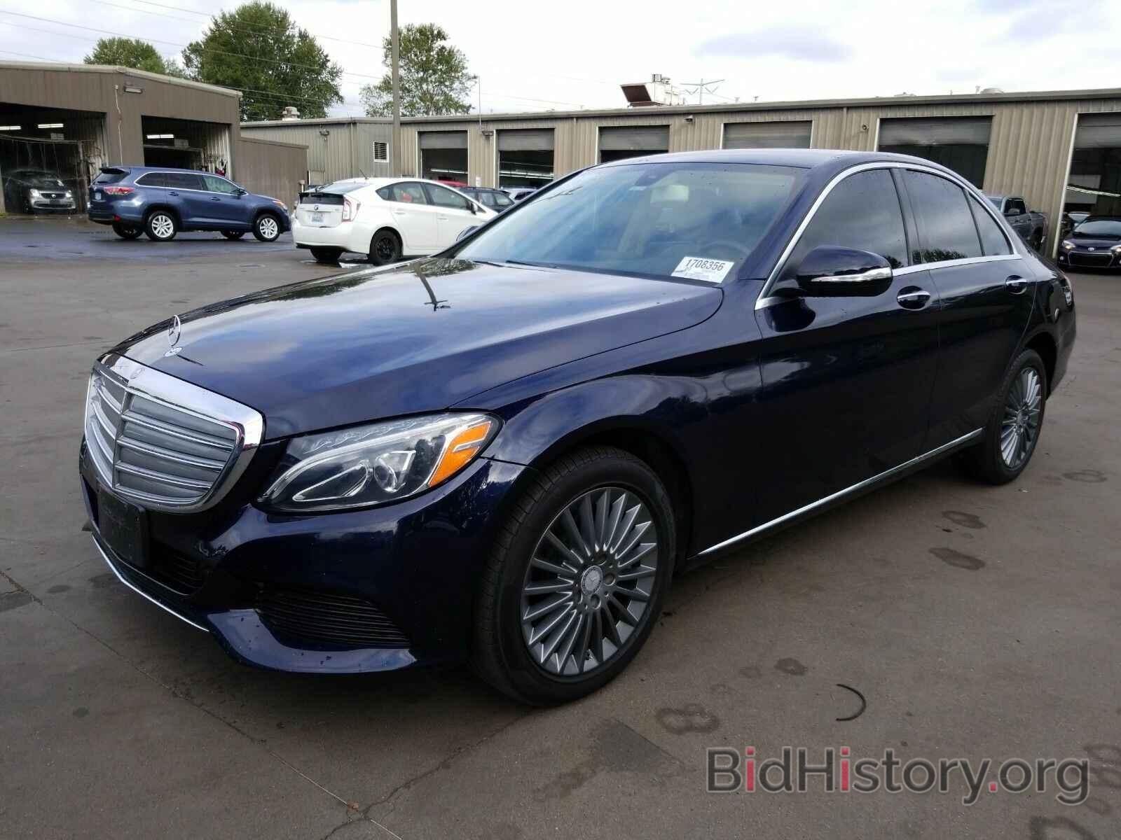 Photo 55SWF4KBXFU023390 - Mercedes-Benz C-Class 2015