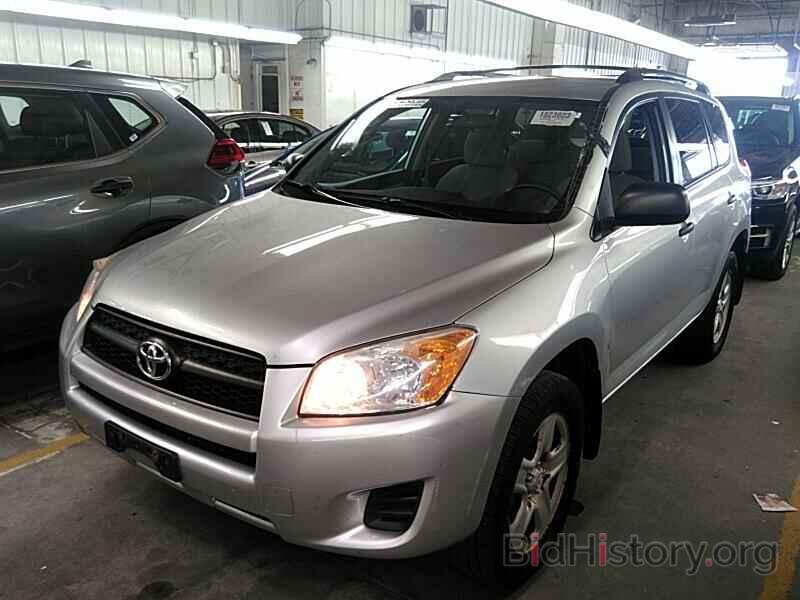 Photo 2T3BF4DV3AW052059 - Toyota RAV4 2010