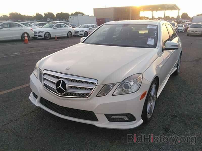 Photo WDDHF8HB9BA356696 - Mercedes-Benz E-Class 2011