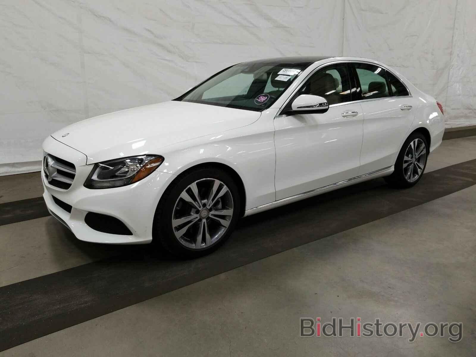 Photo WDDWF4JBXGR182771 - Mercedes-Benz C-Class 2016