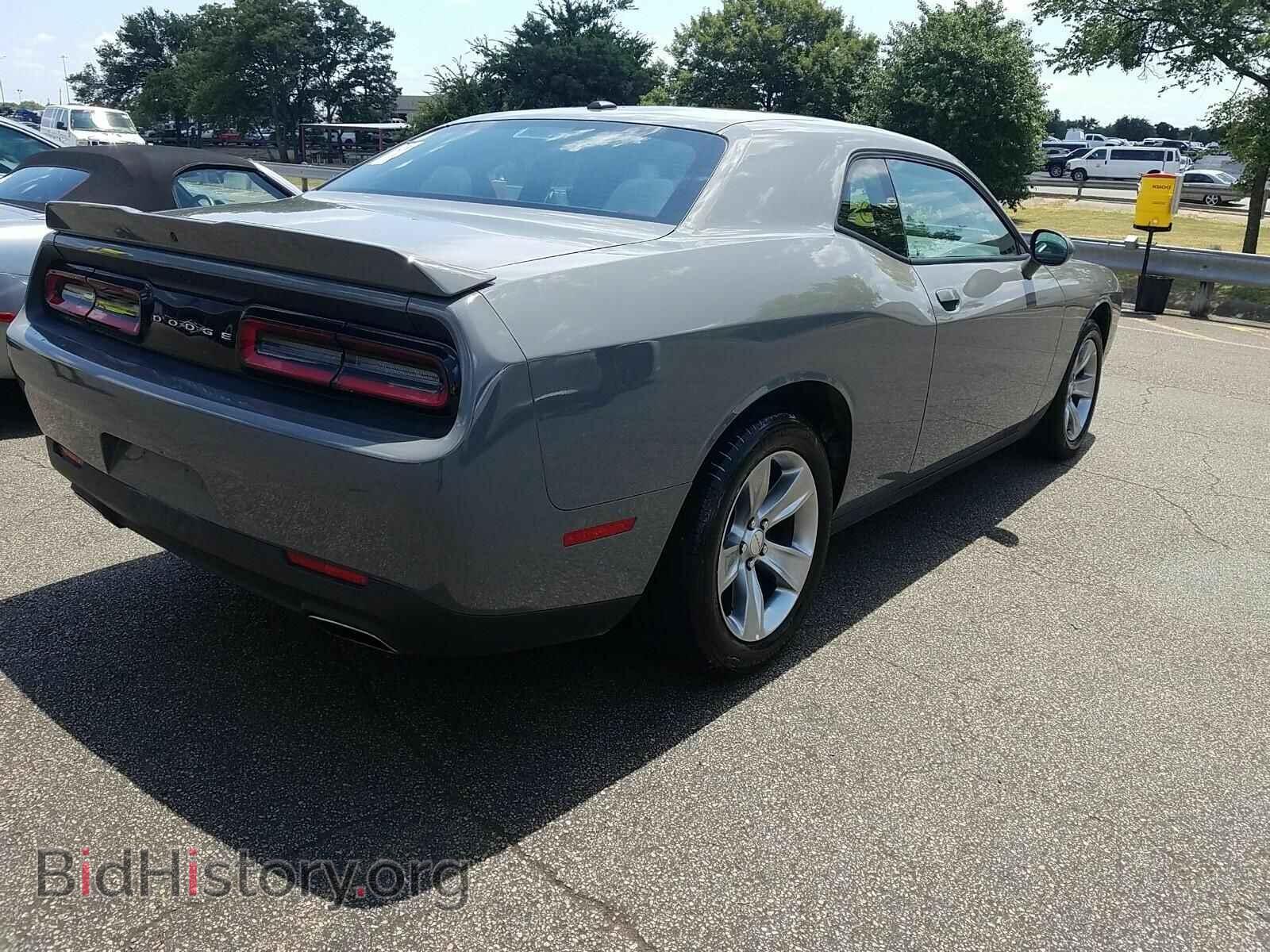 2019 Dodge Challenger - VIN: 2C3CDZAG3KH524487 - Photo 2