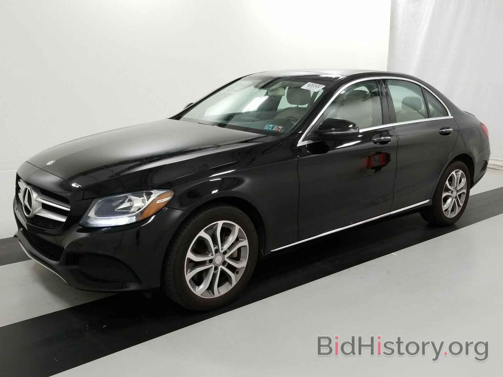 Photo WDDWF4KB6GR179168 - Mercedes-Benz C-Class 2016