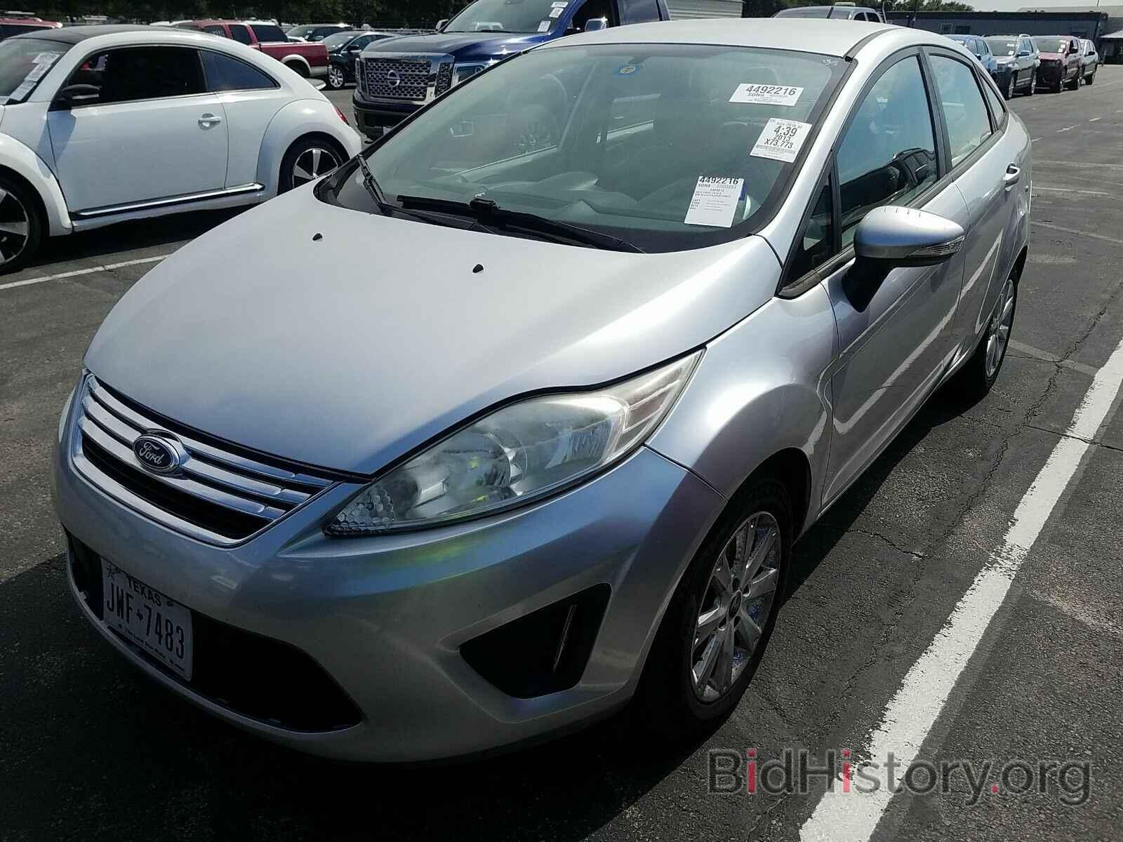 Photo 3FADP4BJ3DM136822 - Ford Fiesta 2013