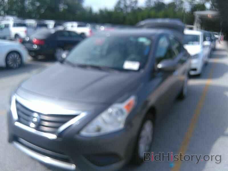 Photo 3N1CN7AP8HL881826 - Nissan Versa Sedan 2017