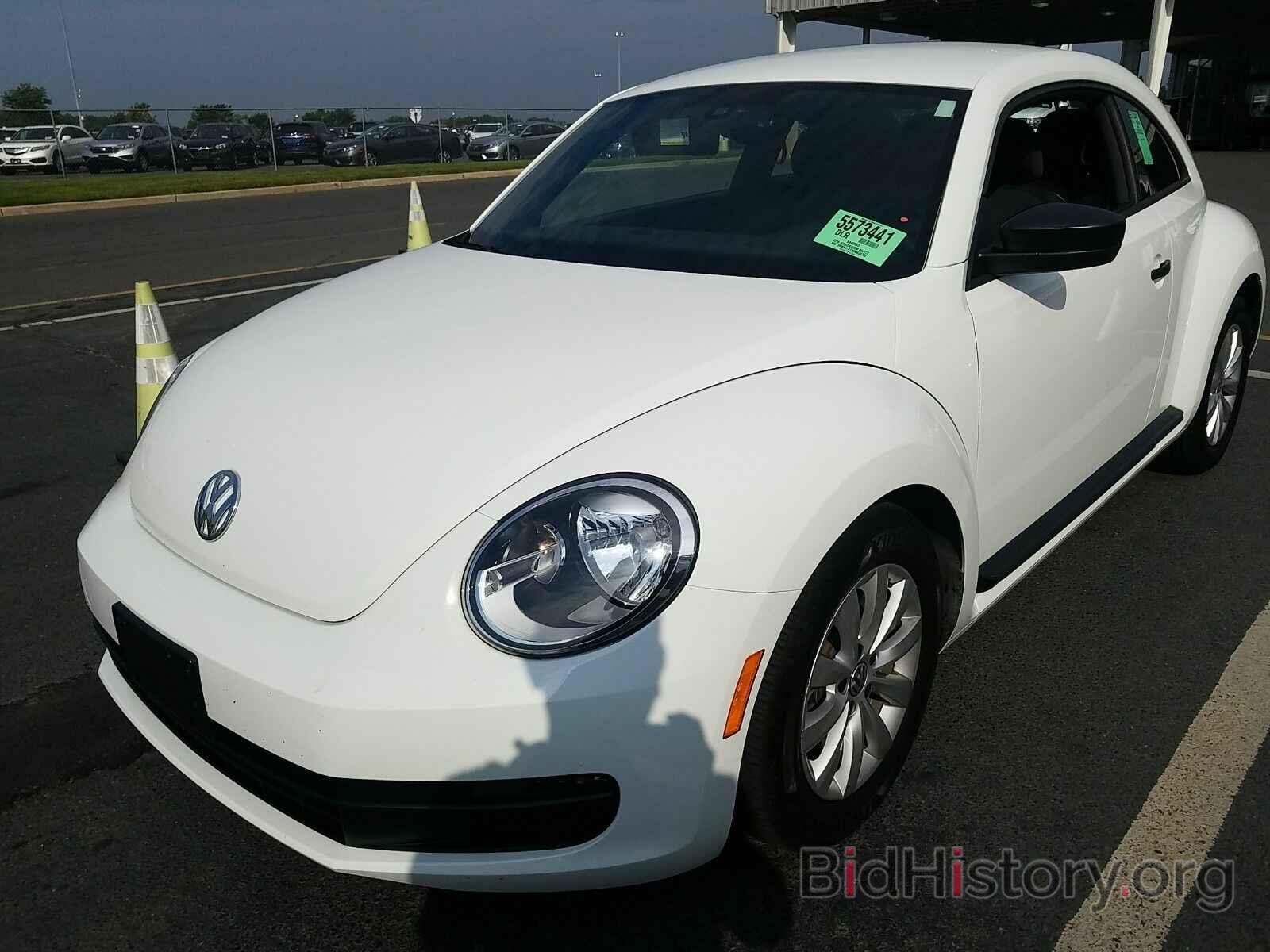 Photo 3VWF17AT4GM638765 - Volkswagen Beetle Coupe 2016