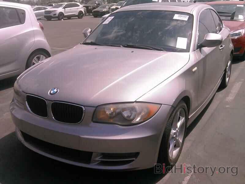 Photo WBAUP7C50BVP21466 - BMW 1 Series 2011