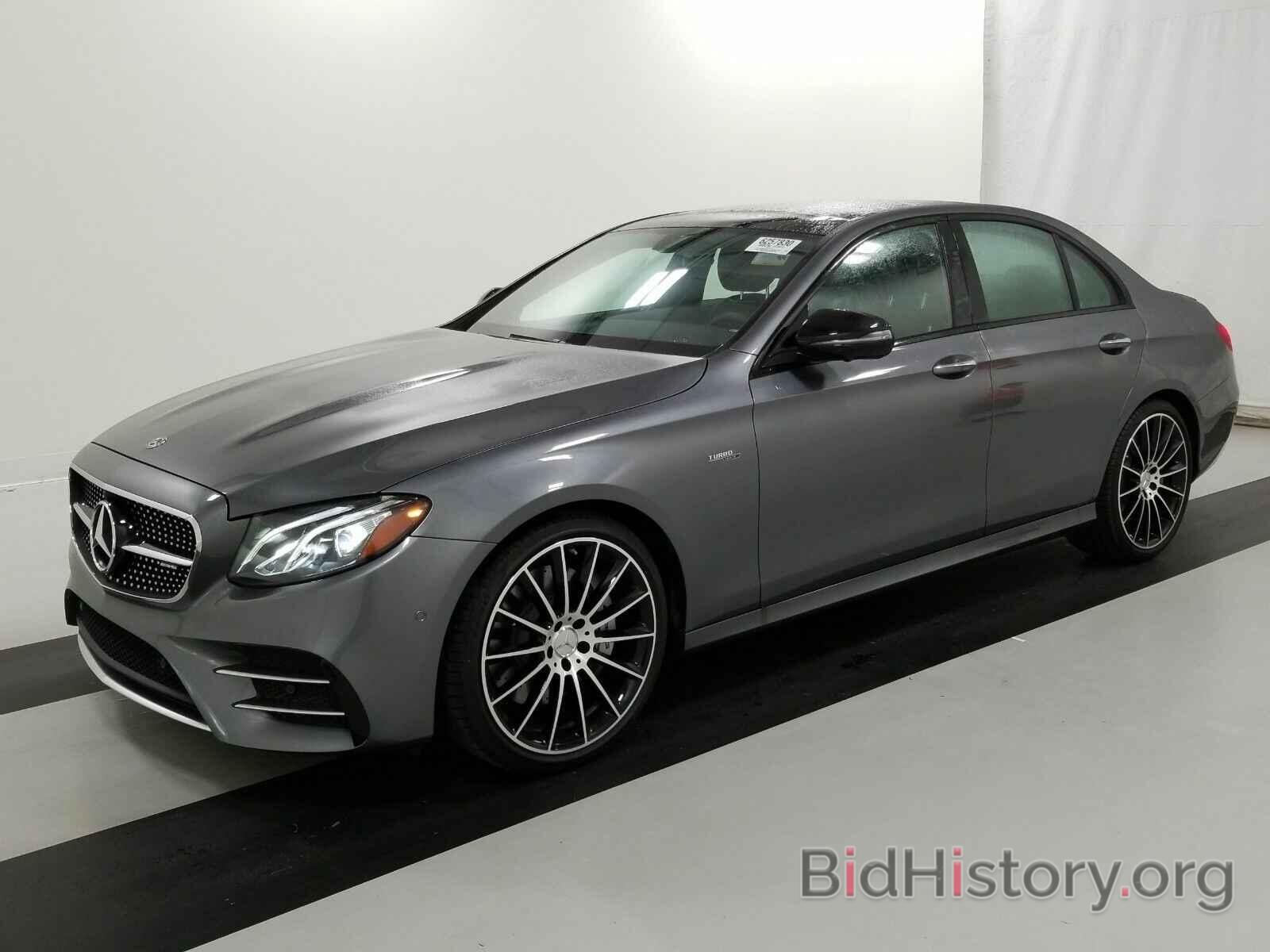 Photo WDDZF6BB2KA583620 - Mercedes-Benz E-Class 2019