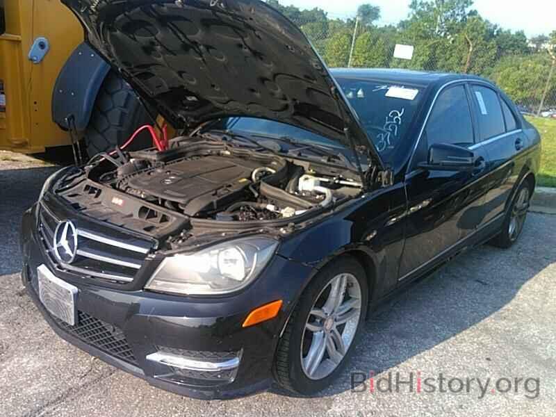 Photo WDDGF8AB1ER303552 - Mercedes-Benz C-Class 2014