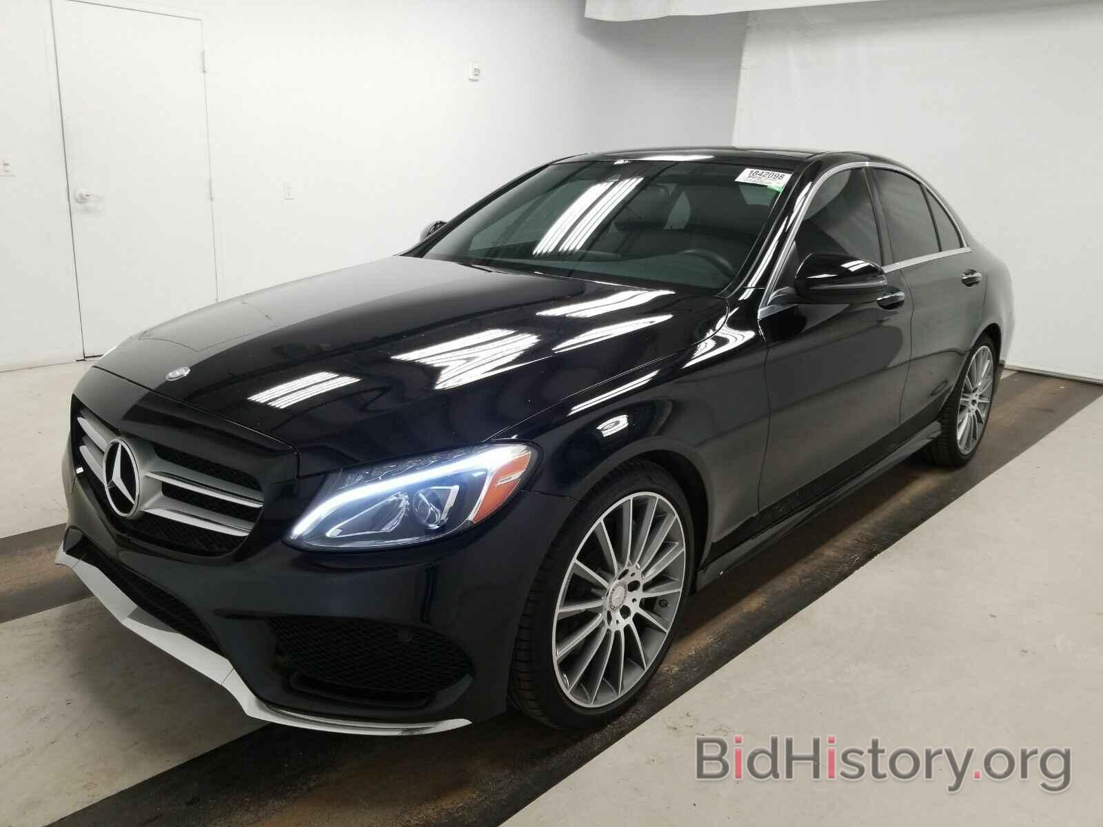 Photo 55SWF4JB5GU156190 - Mercedes-Benz C-Class 2016