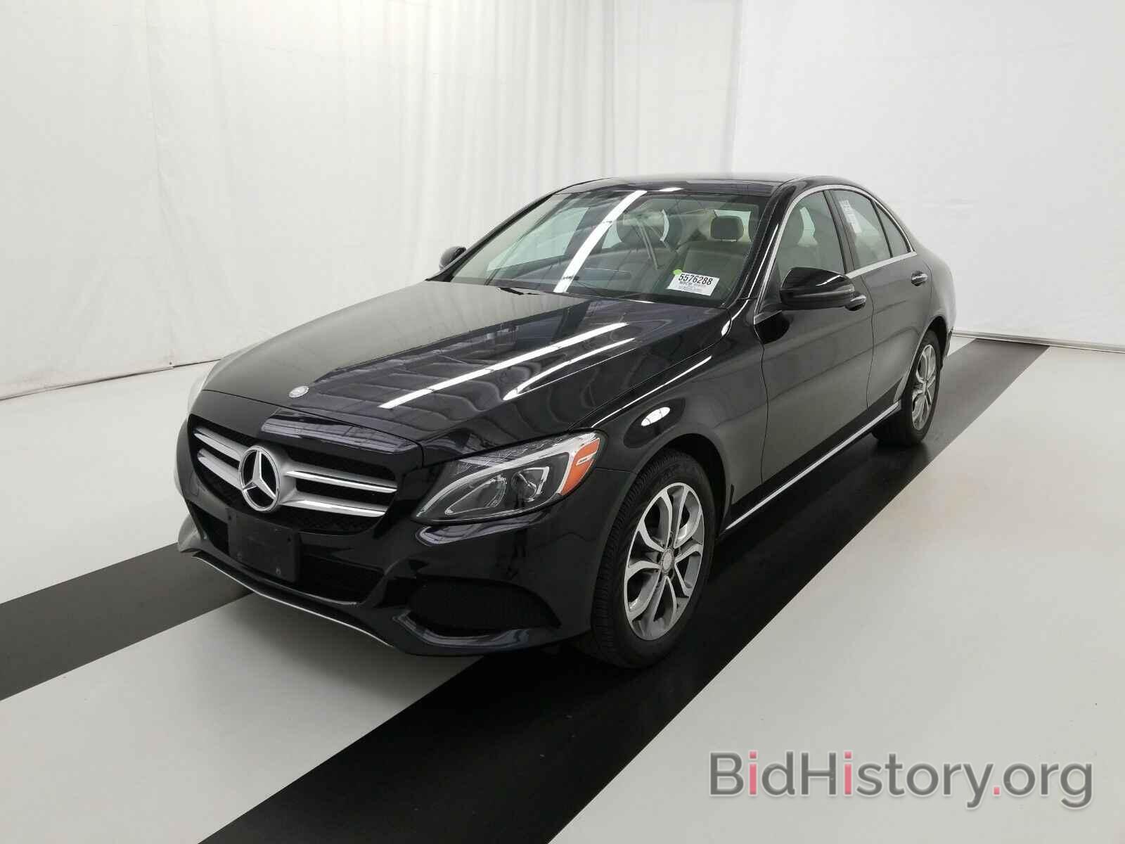 Photo WDDWF4KB7GR124910 - Mercedes-Benz C-Class 2016