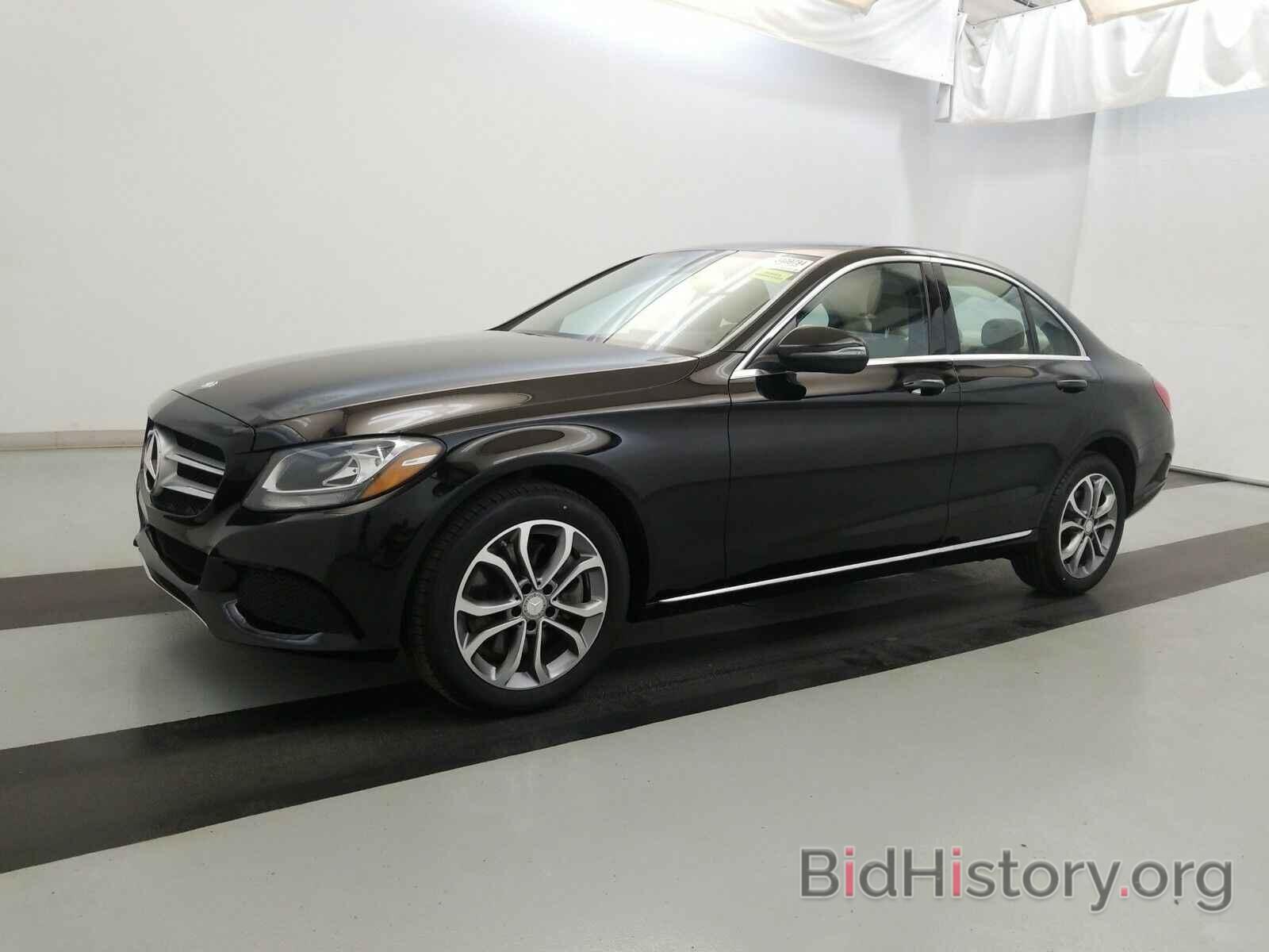 Photo 55SWF4KB8GU166016 - Mercedes-Benz C-Class 2016