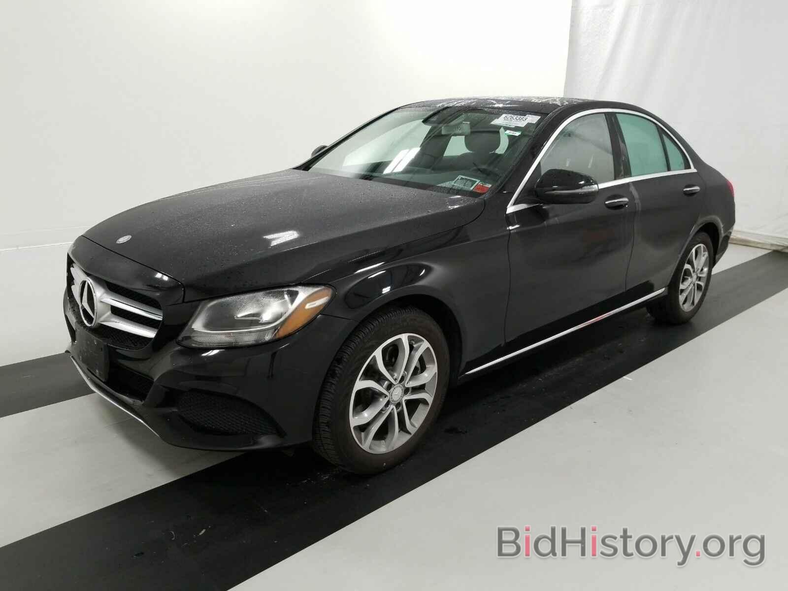 Photo WDDWF4KB7GR162041 - Mercedes-Benz C-Class 2016