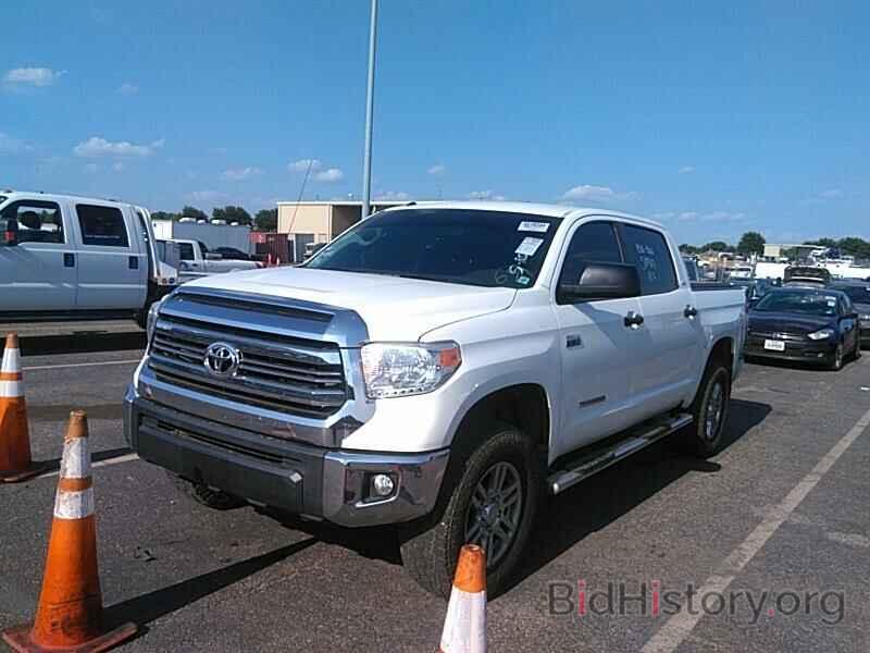 Фотография 5TFDW5F16GX519567 - Toyota Tundra 4WD Truck 2016