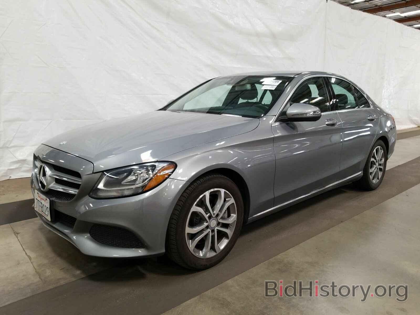 Photo 55SWF4JB8GU145331 - Mercedes-Benz C-Class 2016