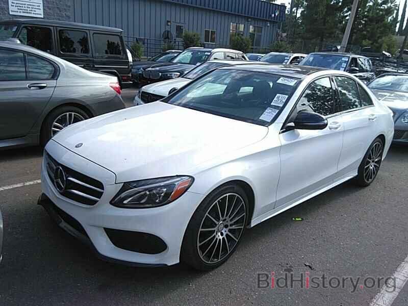 Photo 55SWF4JB7GU156143 - Mercedes-Benz C-Class 2016