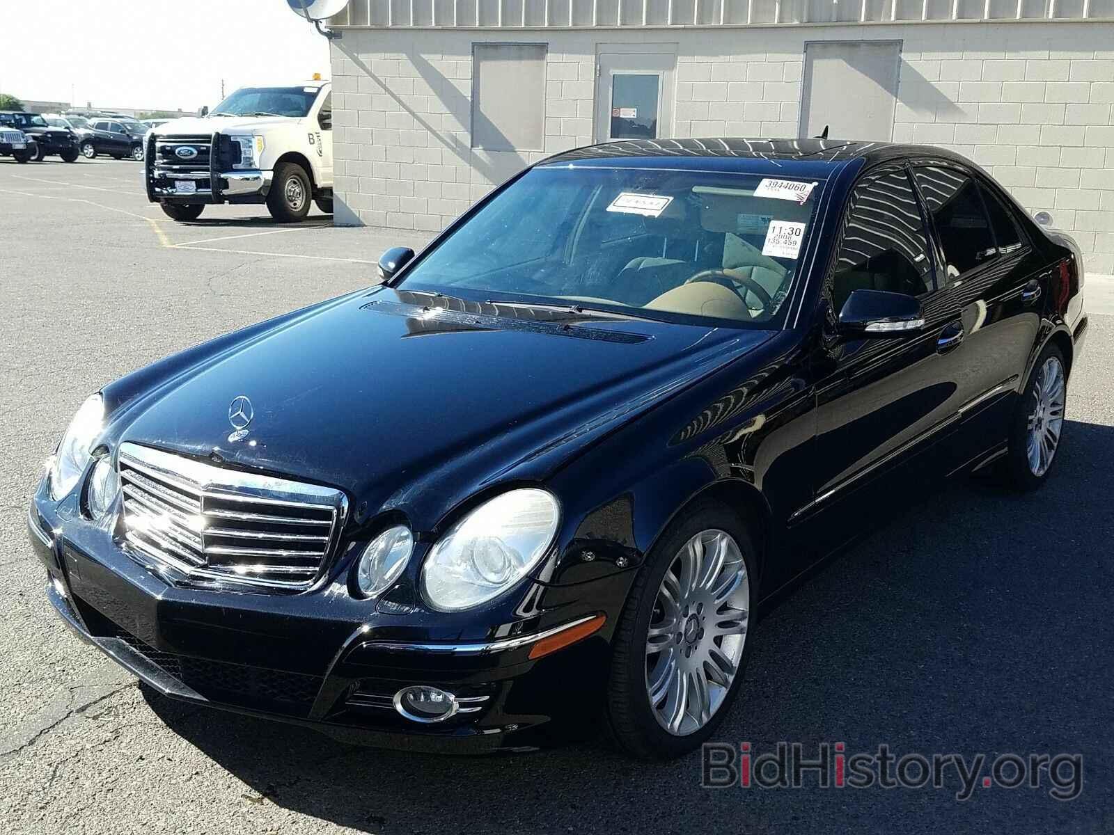 Photo WDBUF56X28B204797 - Mercedes-Benz E-Class 2008