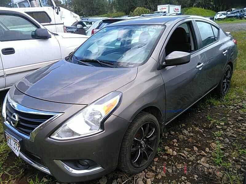 Photo 3N1CN7AP6HL806736 - Nissan Versa Sedan 2017