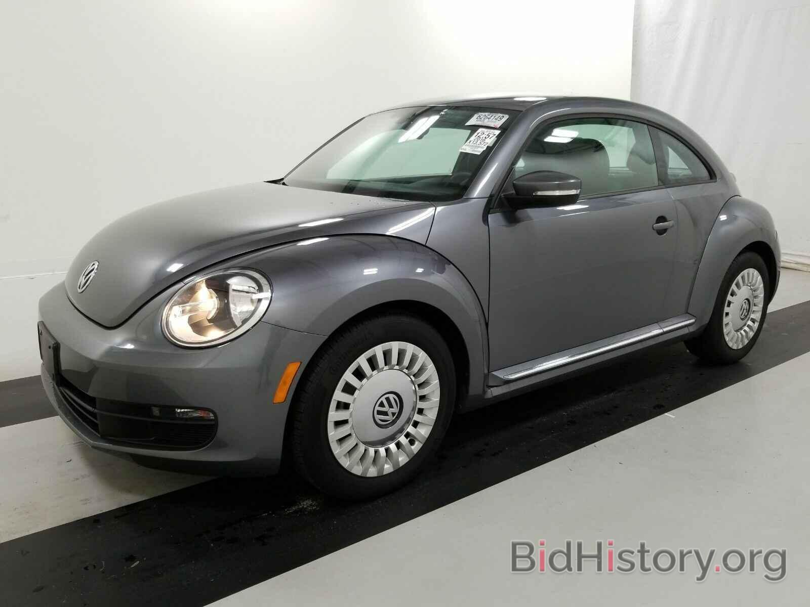 Photo 3VWJ17AT3GM605802 - Volkswagen Beetle Coupe 2016