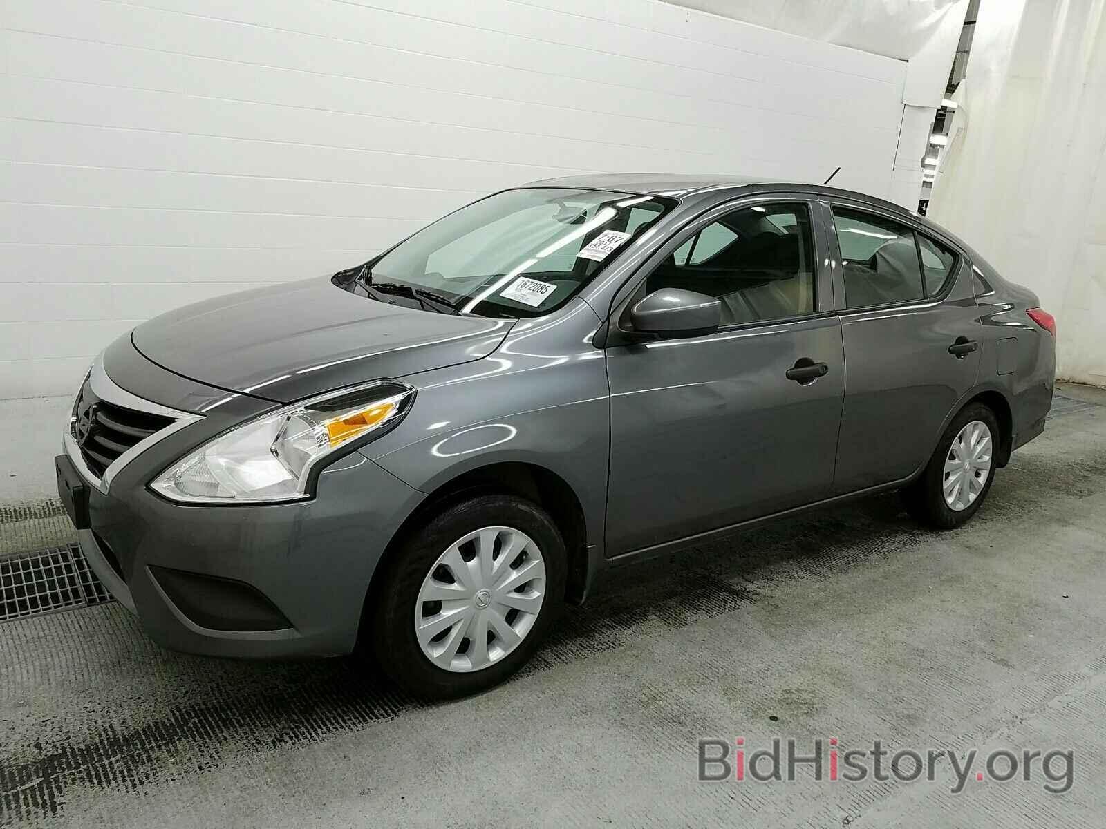 Photo 3N1CN7AP7HL805871 - Nissan Versa Sedan 2017