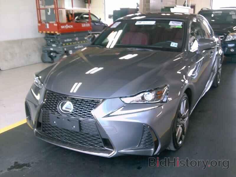 Photo JTHC81D2XK5038105 - Lexus IS 2019