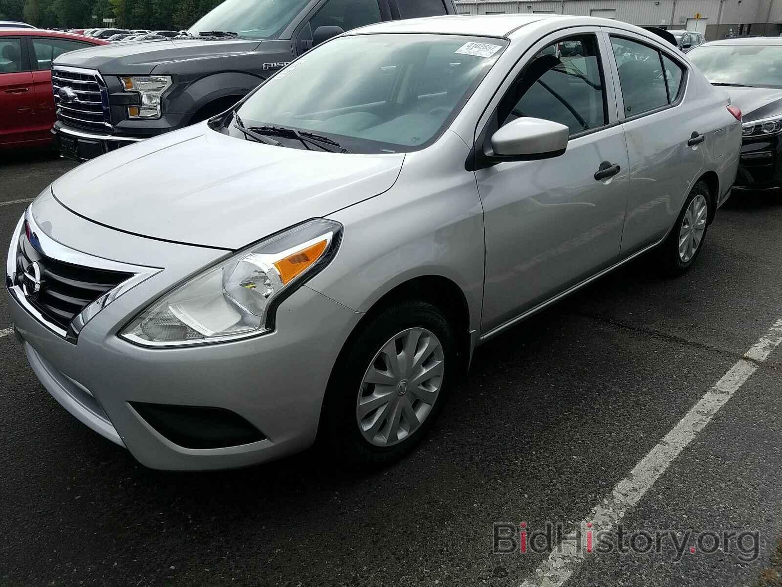 Photo 3N1CN7AP6HL899788 - Nissan Versa Sedan 2017