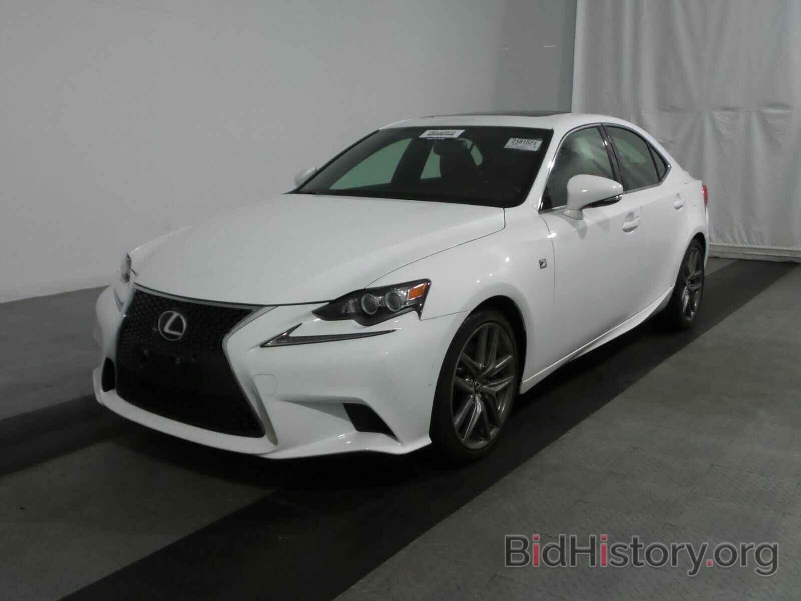 Photo JTHCM1D28G5009320 - Lexus IS 300 2016