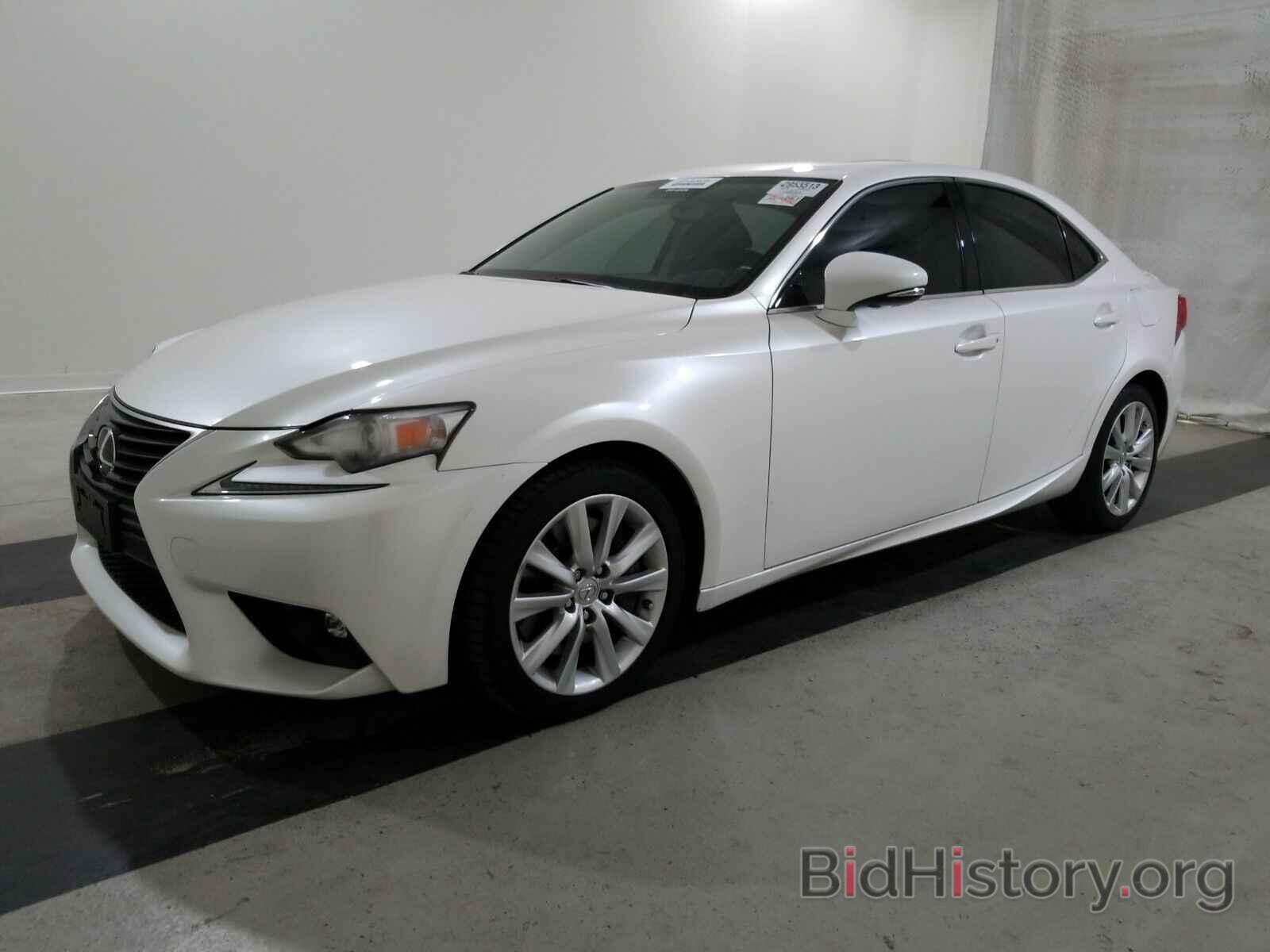 Photo JTHBA1D21G5038596 - Lexus IS 200t 2016