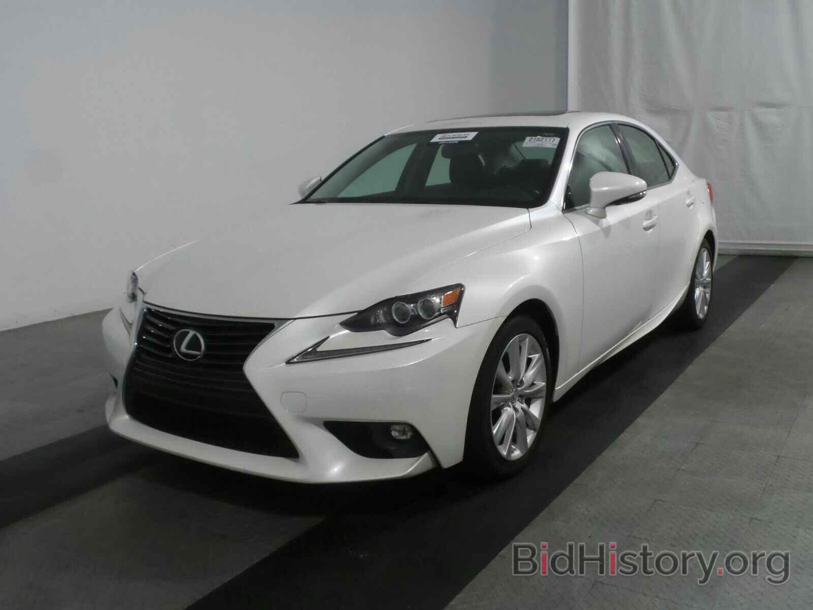 Photo JTHCM1D25G5010554 - Lexus IS 300 2016