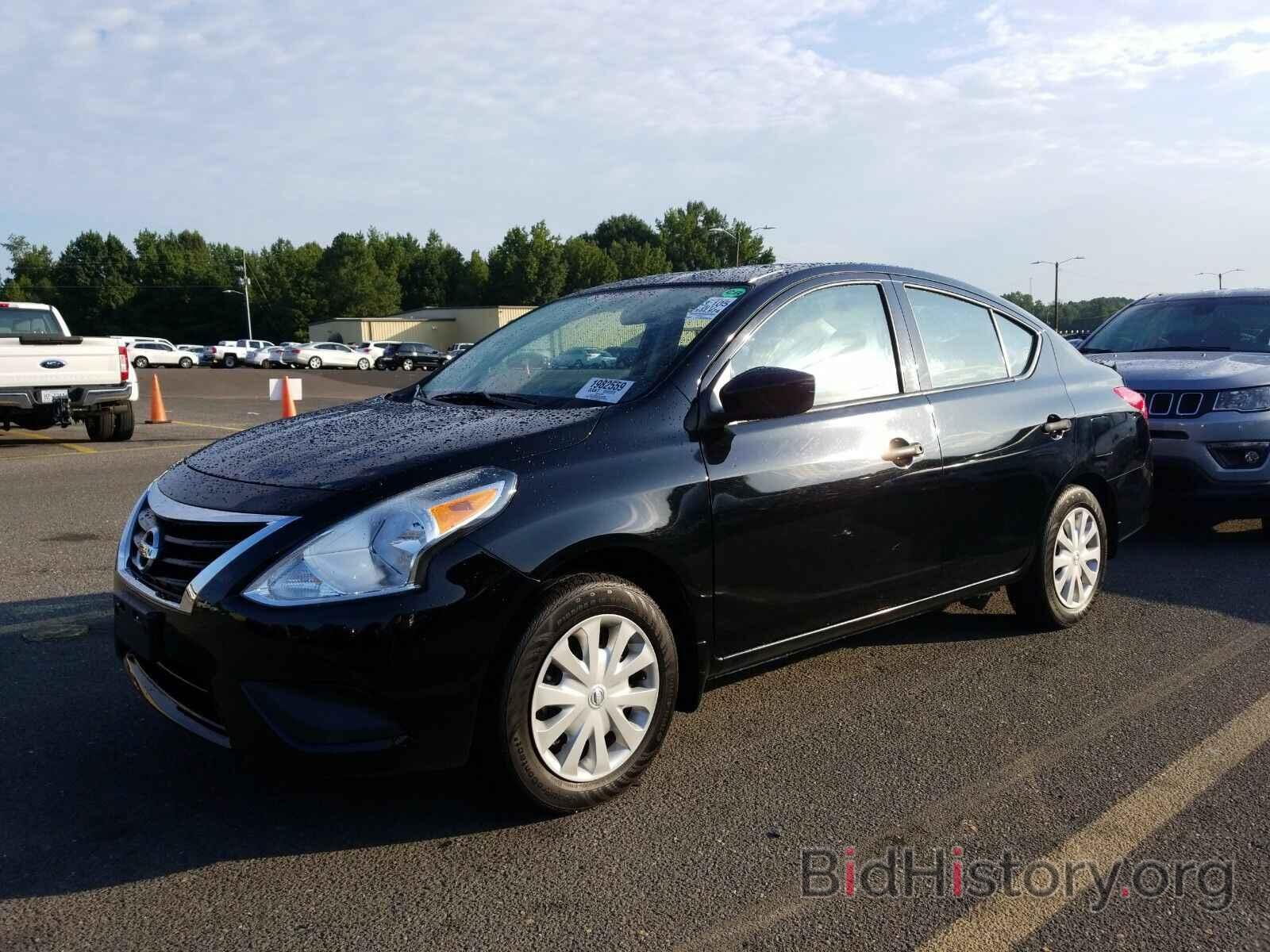 Photo 3N1CN7AP4HL824913 - Nissan Versa Sedan 2017