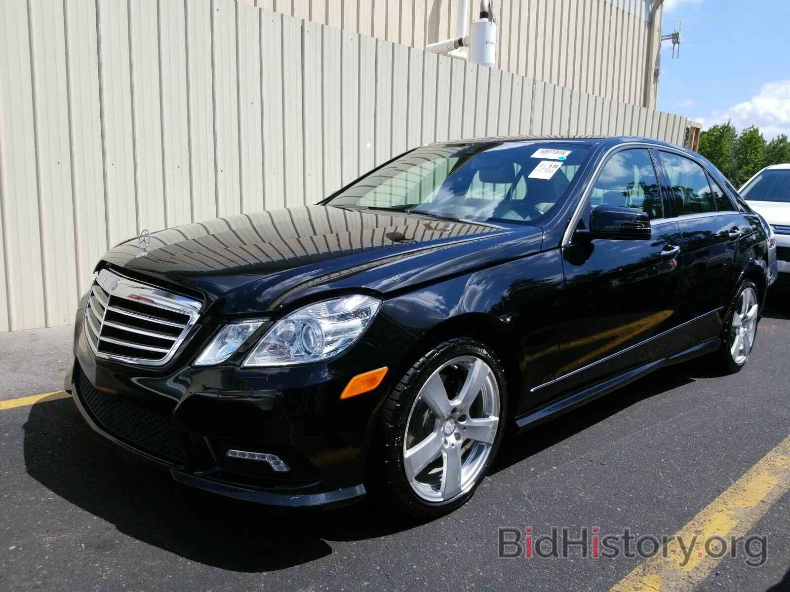 Photo WDDHF5GB9BA515328 - Mercedes-Benz E-Class 2011