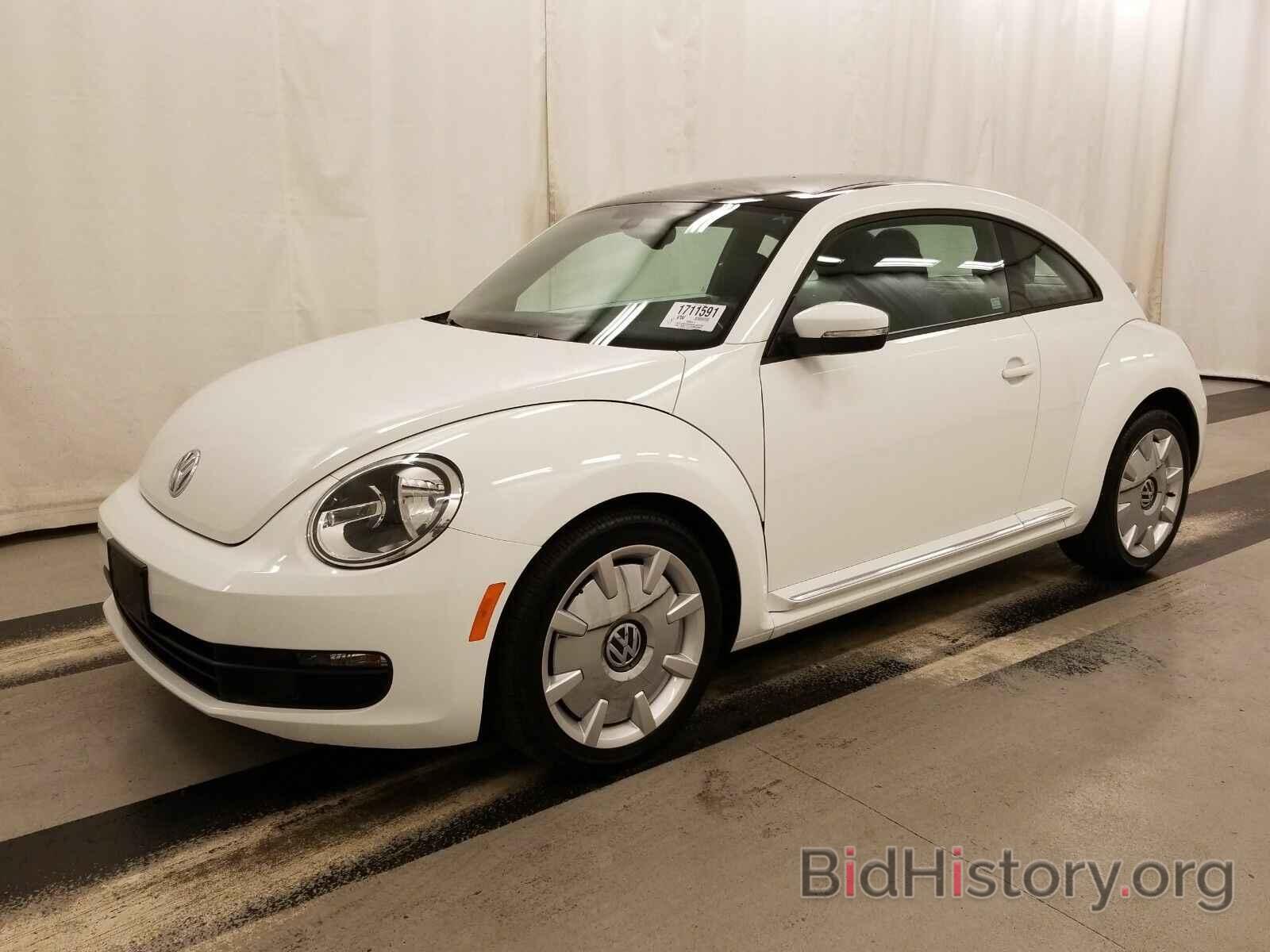 Photo 3VWJ17AT4GM636962 - Volkswagen Beetle Coupe 2016