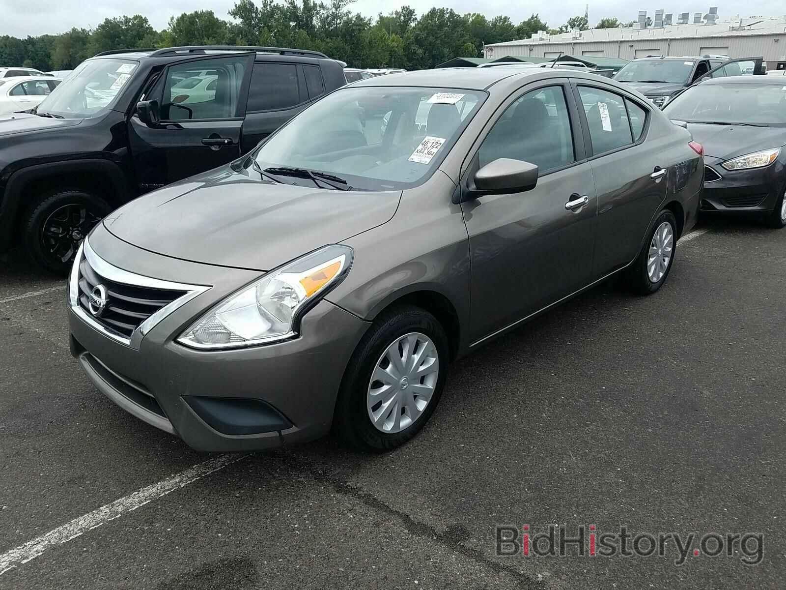 Фотография 3N1CN7AP4HK431094 - Nissan Versa Sedan 2017