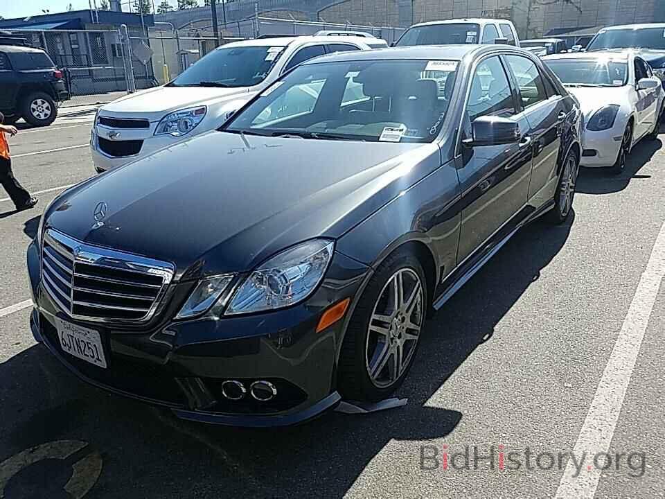 Photo WDDHF5GB7AA022018 - Mercedes-Benz E-Class 2010