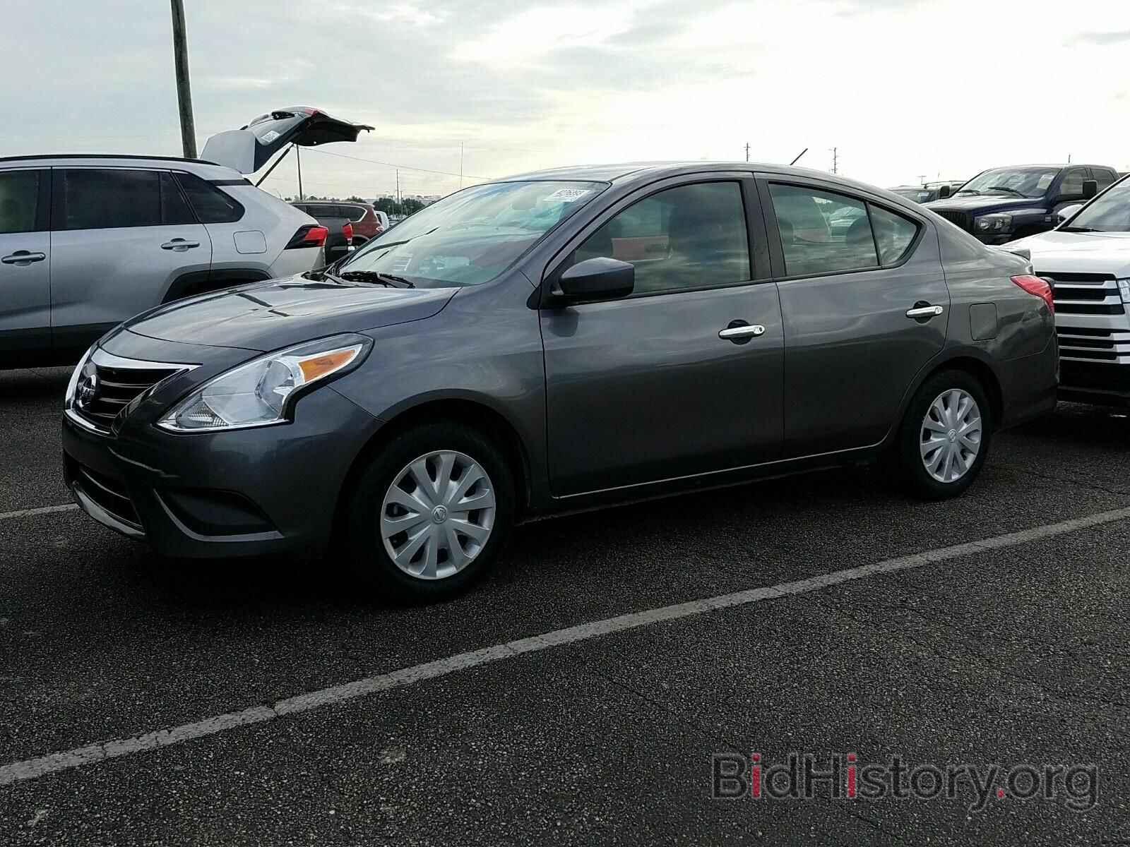 Photo 3N1CN7AP9HL886257 - Nissan Versa Sedan 2017