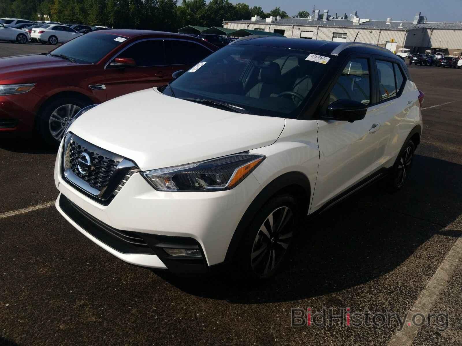 Photo 3N1CP5CU1KL476108 - Nissan Kicks 2019