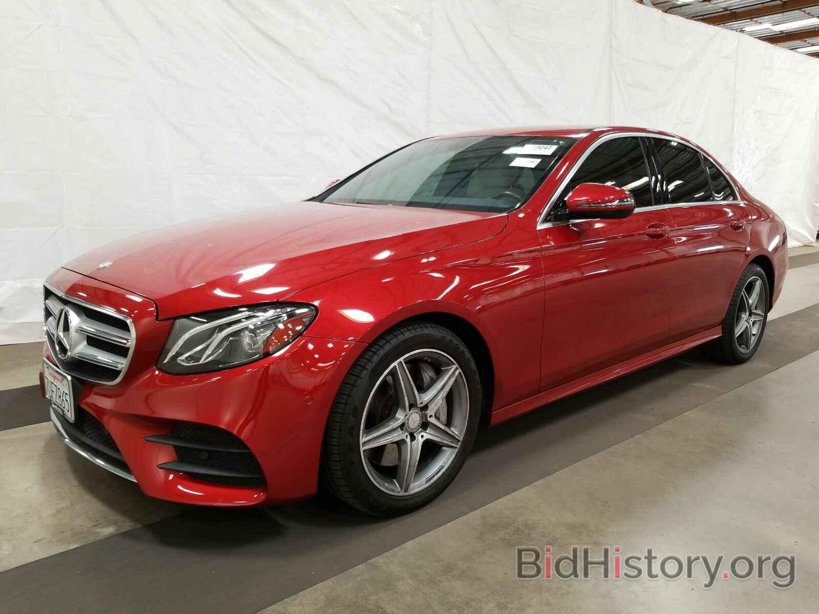 Photo WDDZF4JB3HA032823 - Mercedes-Benz E-Class 2017