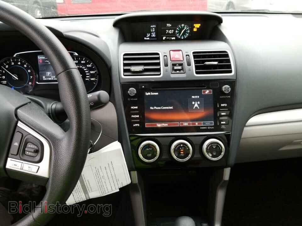 2017 Subaru Forester - VIN: JF2SJAGC2HH429876 - Фото 4