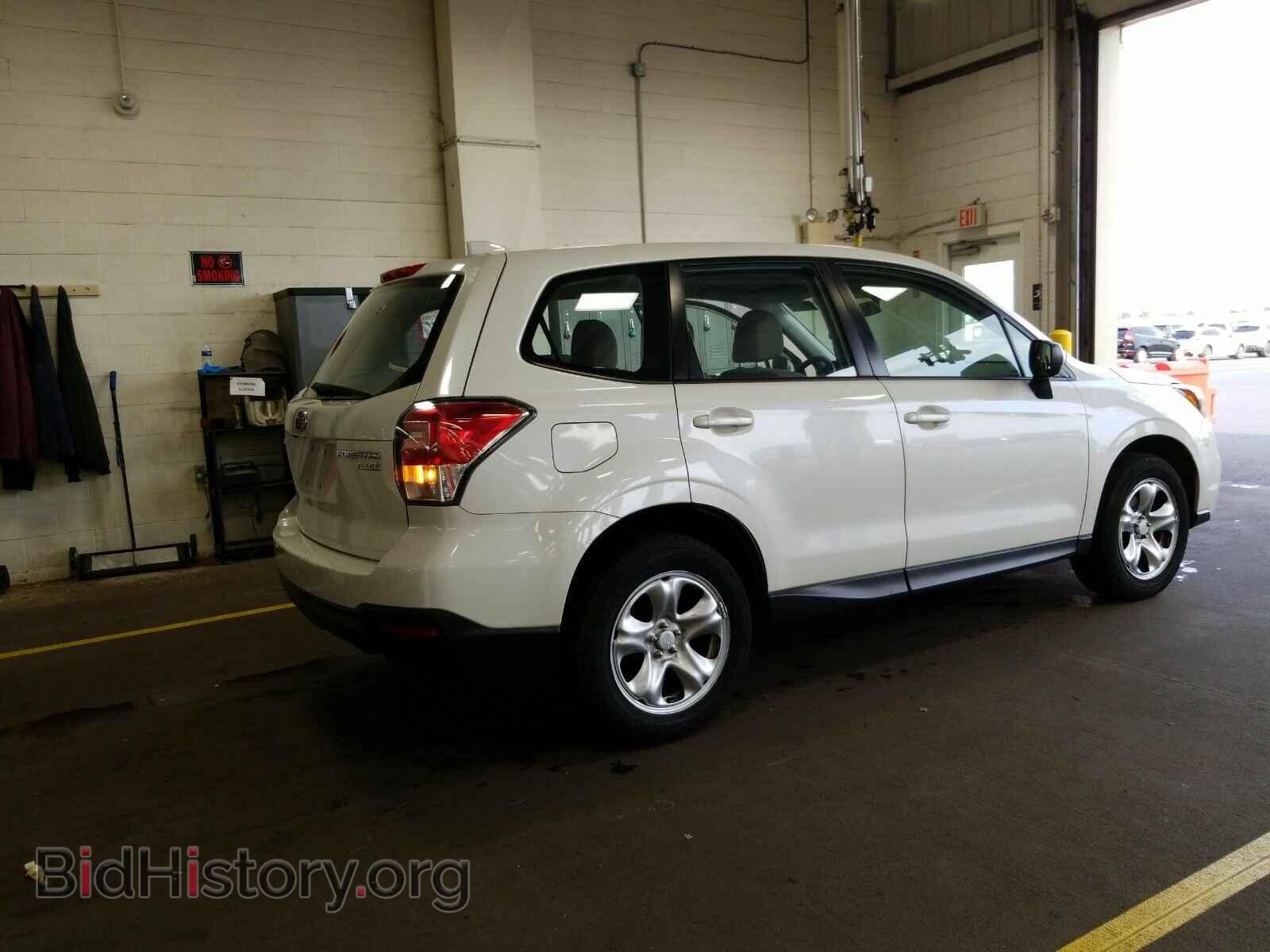 2017 Subaru Forester - VIN: JF2SJAAC7HH419627 - Фото 2