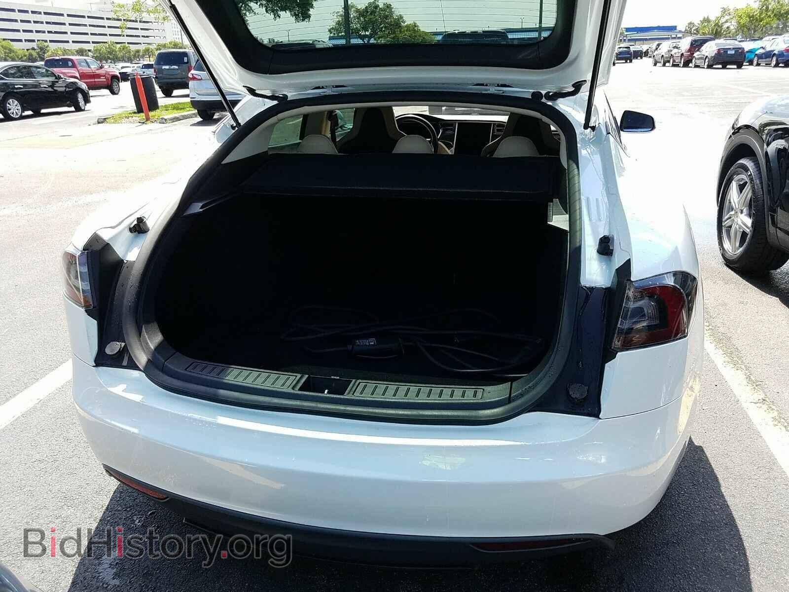 2013 Tesla Model S - VIN: 5YJSA1AG8DFP09516 - Фото 7