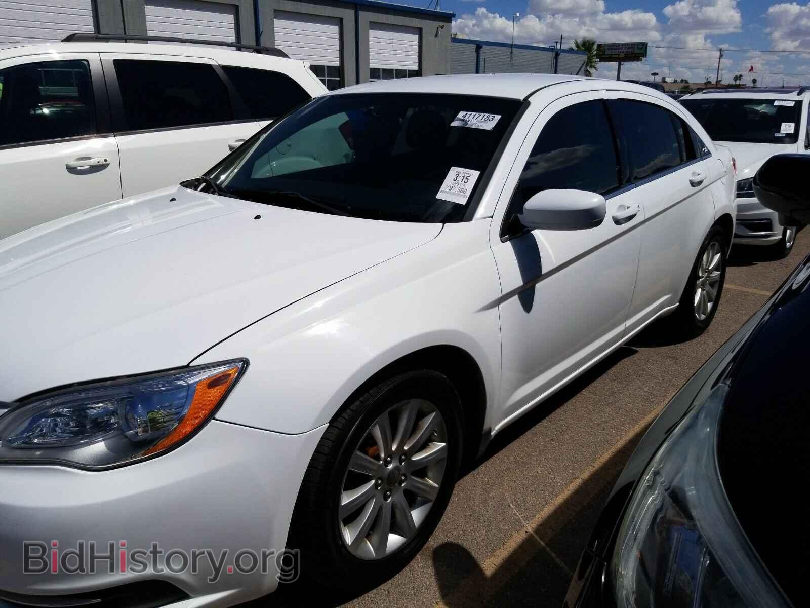 Фотография 1C3CCBBG8DN703143 - Chrysler 200 2013