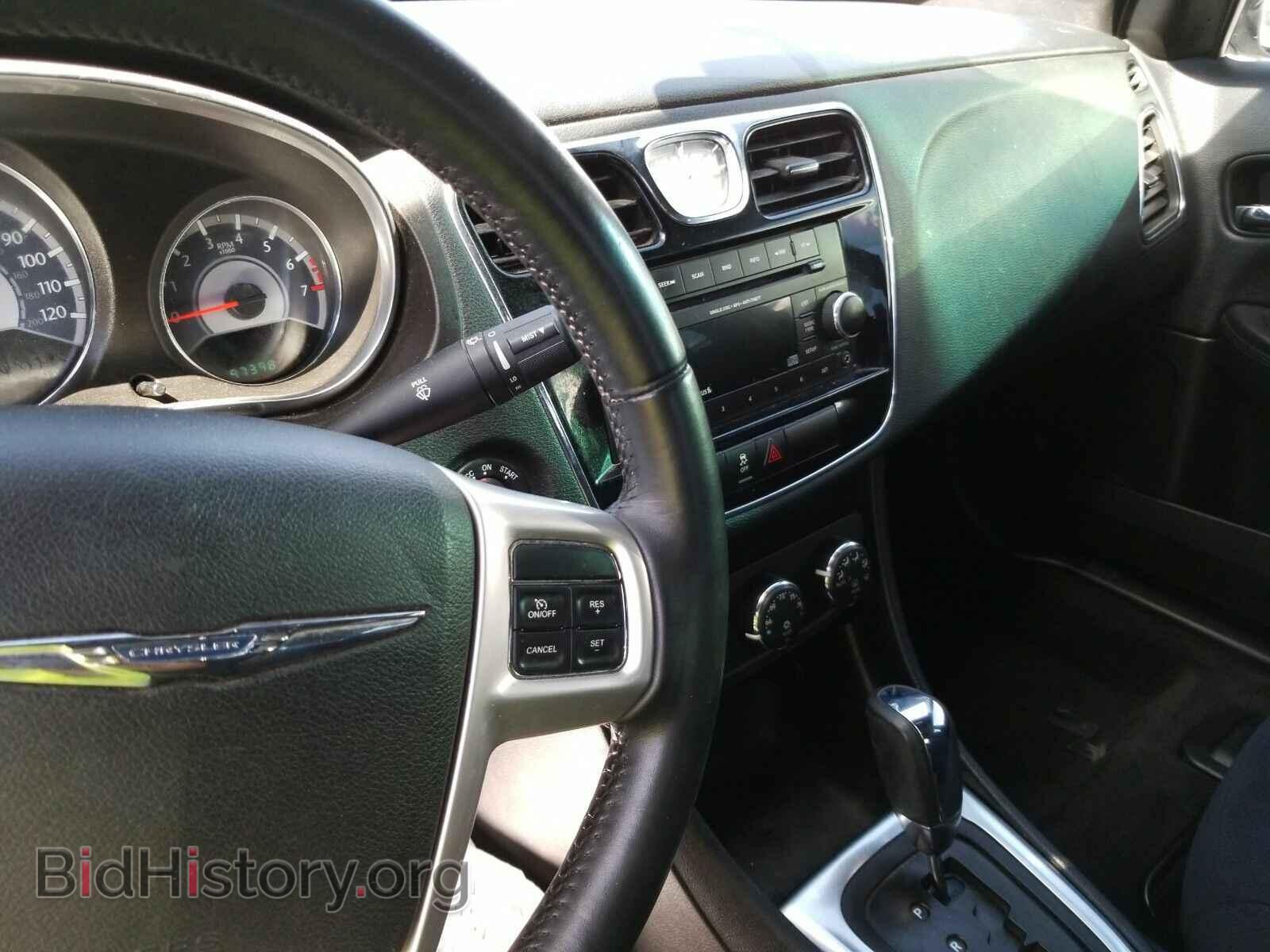 2013 Chrysler 200 - VIN: 1C3CCBBG8DN703143 - Фото 4