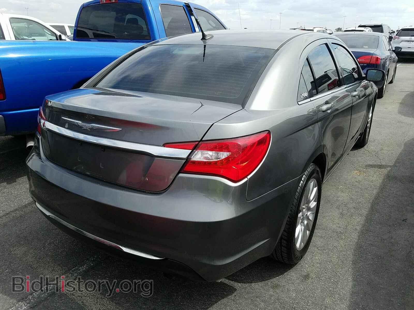 2013 Chrysler 200 - VIN: 1C3CCBAB2DN606199 - Photo 2
