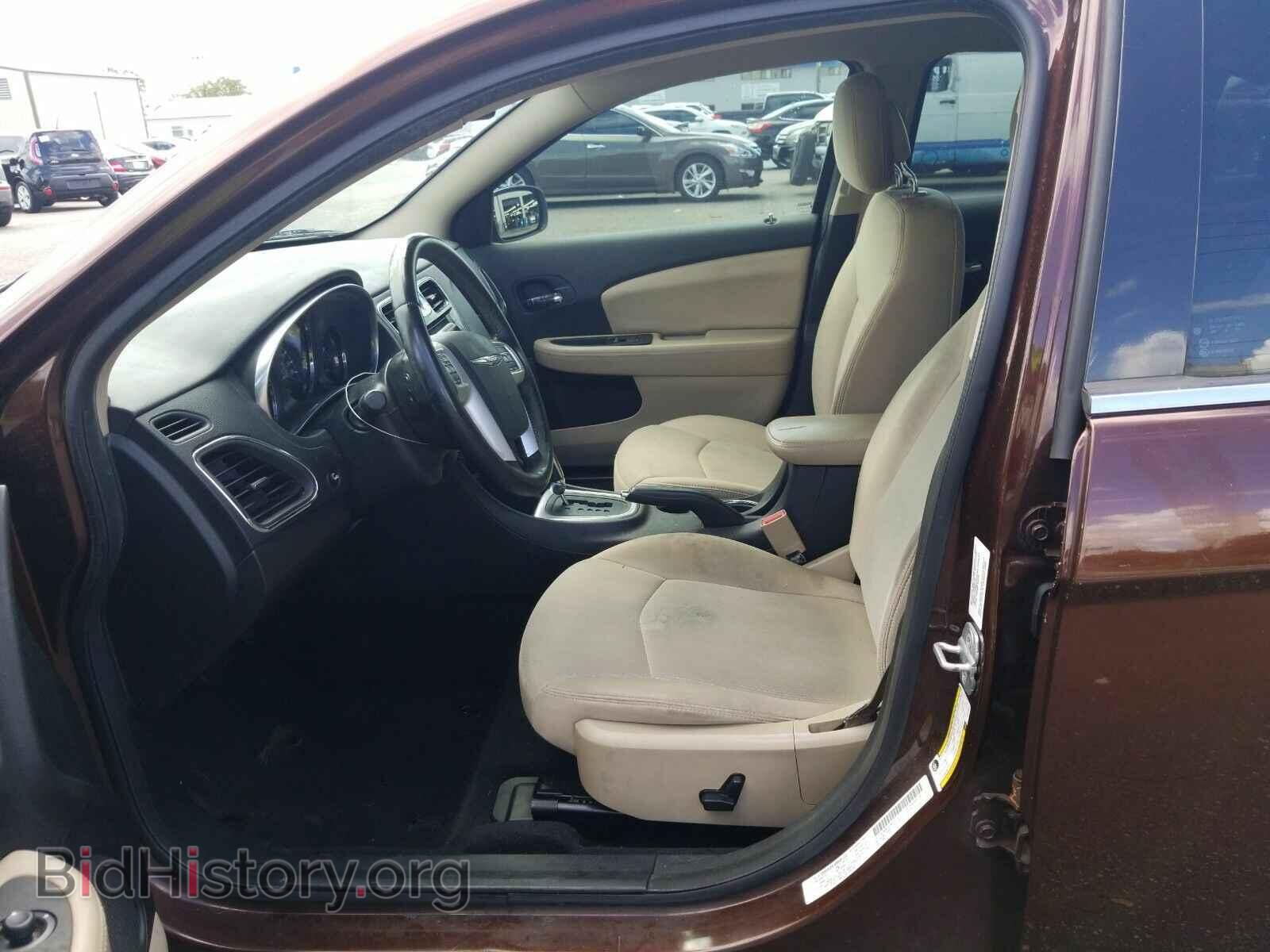 2012 Chrysler 200 - VIN: 1C3CCBBB8CN278834 - Фото 3