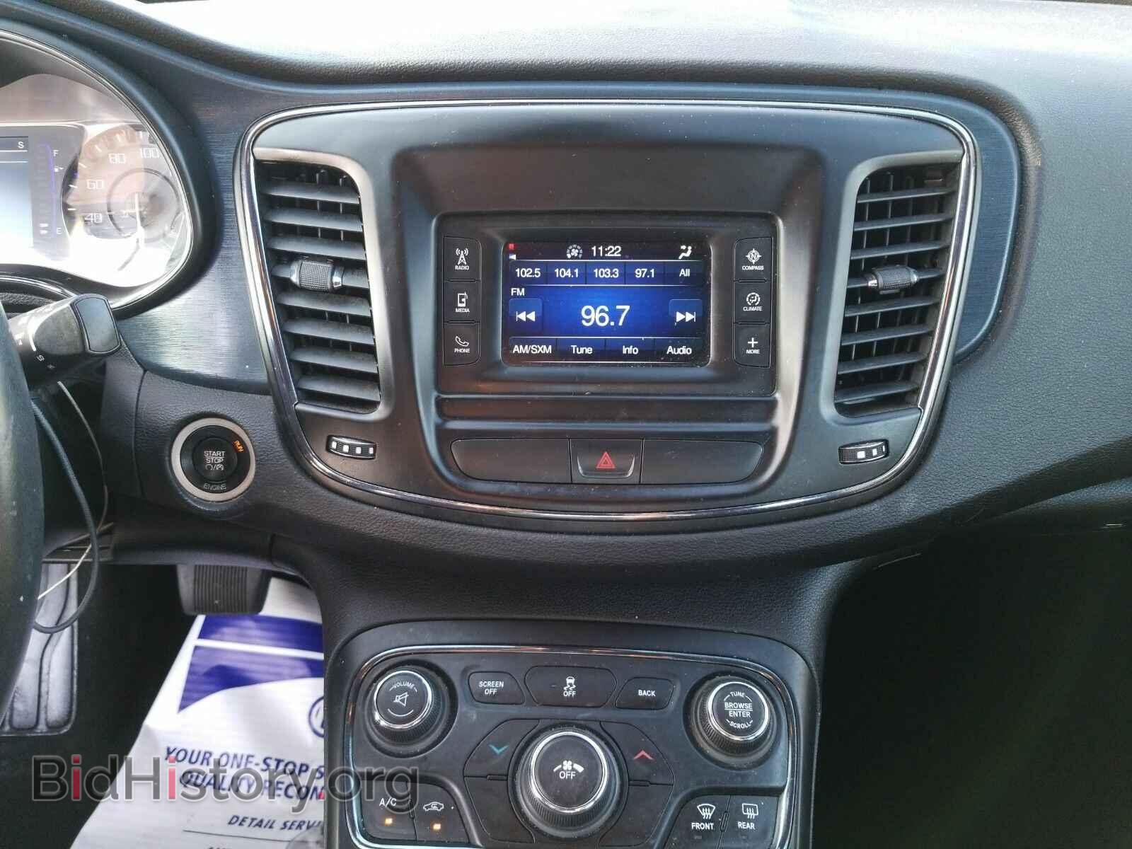 2016 Chrysler 200 - VIN: 1C3CCCBB5GN161420 - Фото 4